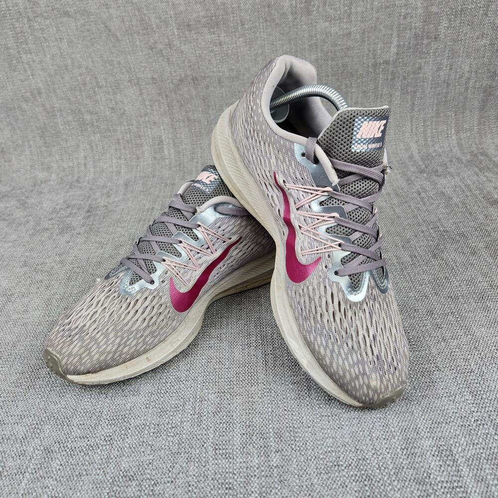 Nike Women's Zoom Winflo 5 Running Shoes Size 10 Sneakers Gunsmoke Berry